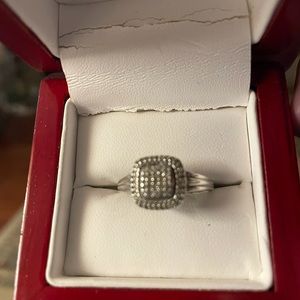 1/10 ct Diamond Dinner Ring size 7-3/4.